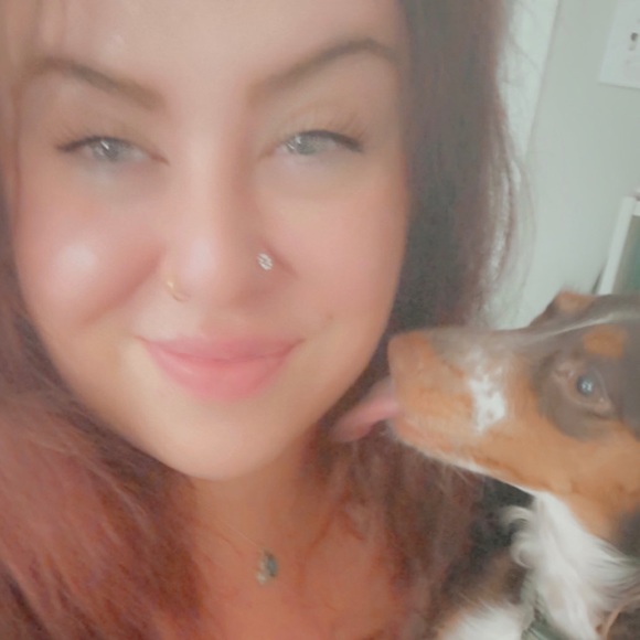 ✨💋 WELCOME TO MY CLOSET 💋✨ - Picture 2 of 7